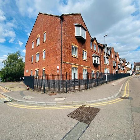 Lahnstein Court Apartment Kettering Luaran gambar