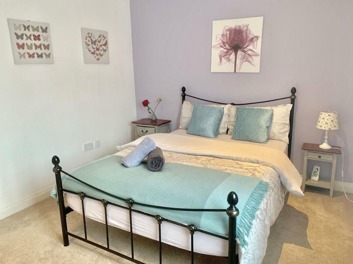 Lahnstein Court Apartment Kettering Luaran gambar